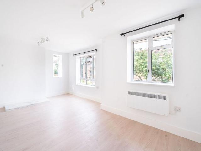 House for rent in Roehampton, Greater London