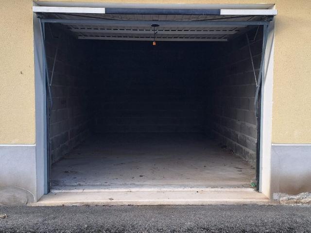 Garage vente à Toulouse, Aucamville