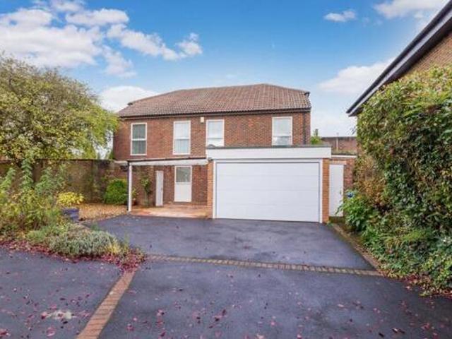 House for sale in Maidenhead, Windsor and Maidenhead