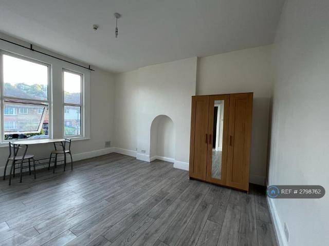 Apartment for rent in London Borough of Croydon, South Norwood