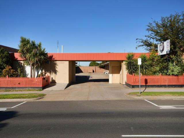 Townhouse for sale in Bairnsdale, Victoria