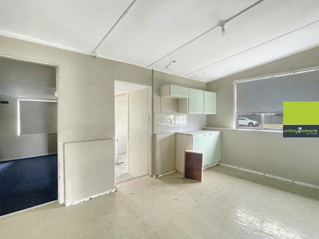 House for sale in Brisbane Grove, New South Wales