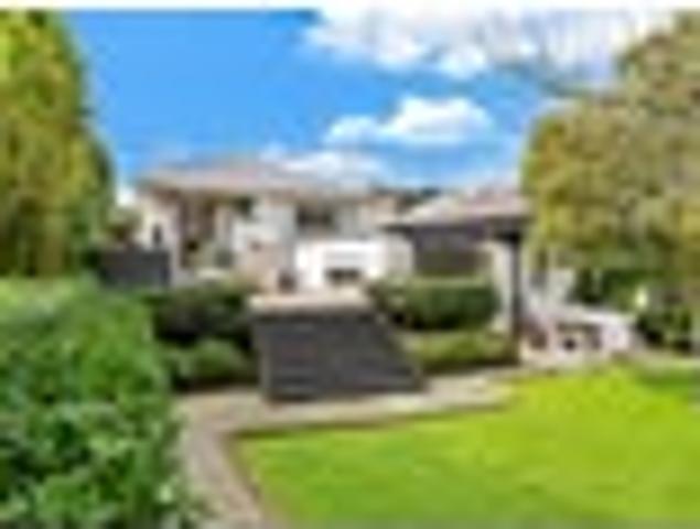 House for sale in Birkenhead, Kaipātiki