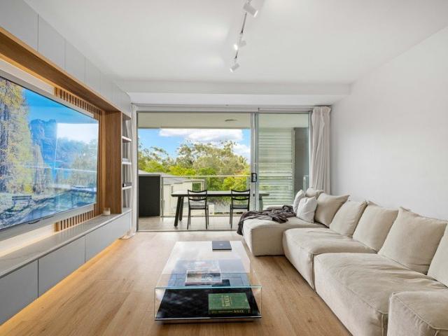 Apartment for sale in Burleigh Waters, Gold Coast City