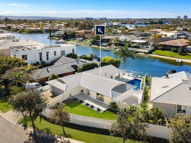 House for sale in Mermaid Waters, Gold Coast City
