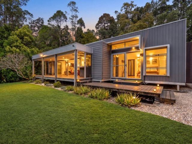 House for sale in Bonogin, Gold Coast City