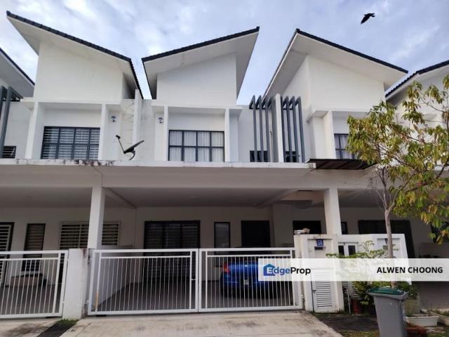 House for sale in Sendayan Village, Negeri Sembilan