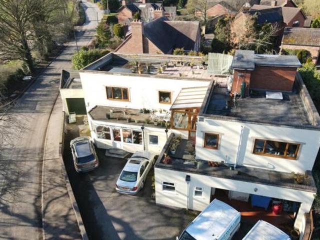 House for sale in Hammond Street