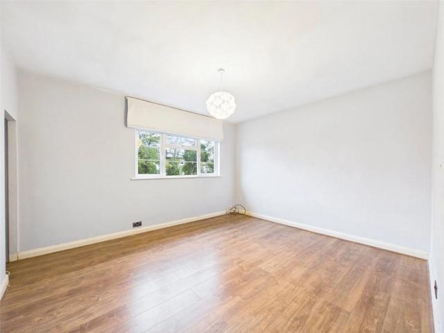Apartment for rent in London Borough of Richmond upon Thames, Greater London