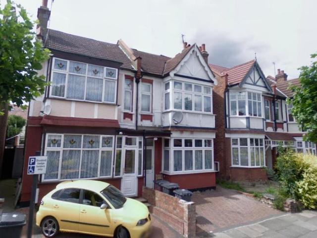 Apartment for rent in The Hyde, Greater London