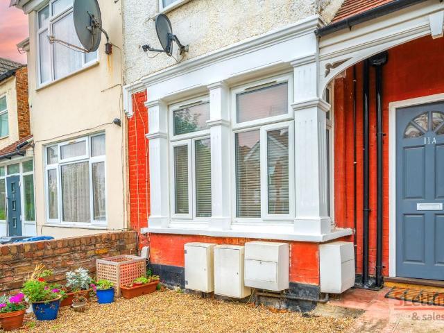 Apartment for rent in The Hyde, Greater London