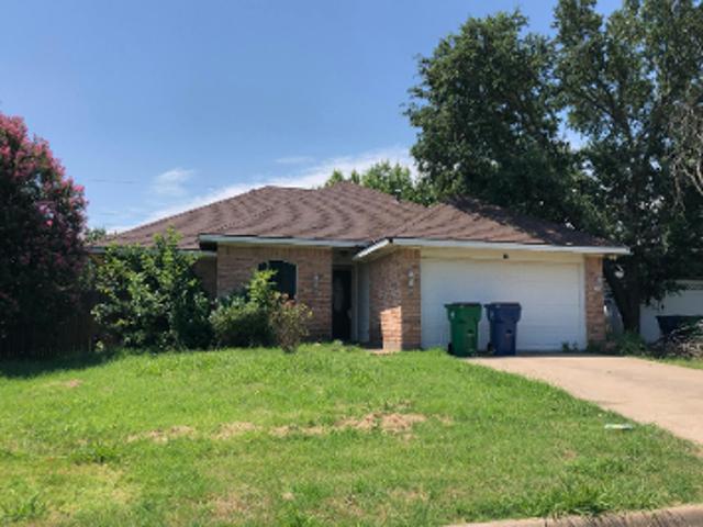 House for sale in Ellis, Texas
