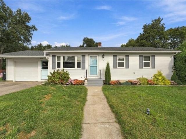 House for sale in Tiogue, Coventry