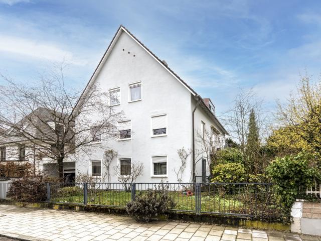 Dachgeschosswohnung kaufen in Hadern, München
