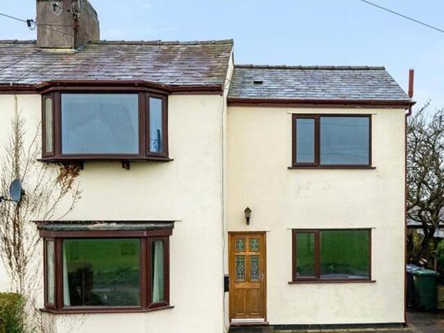 House for sale in Roby Mill, Lancashire