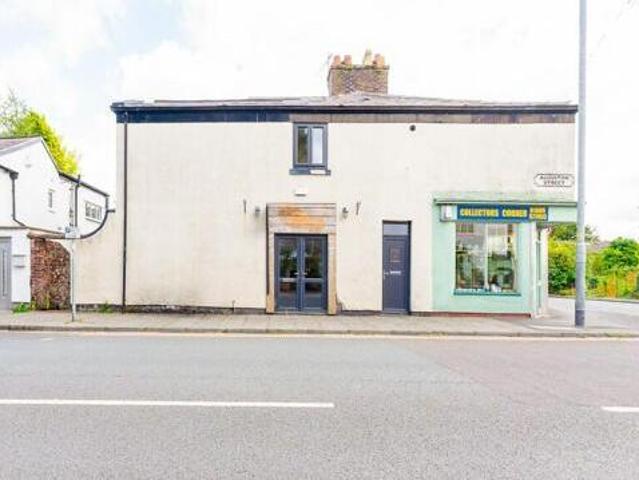 House for sale in Roby Mill, Lancashire