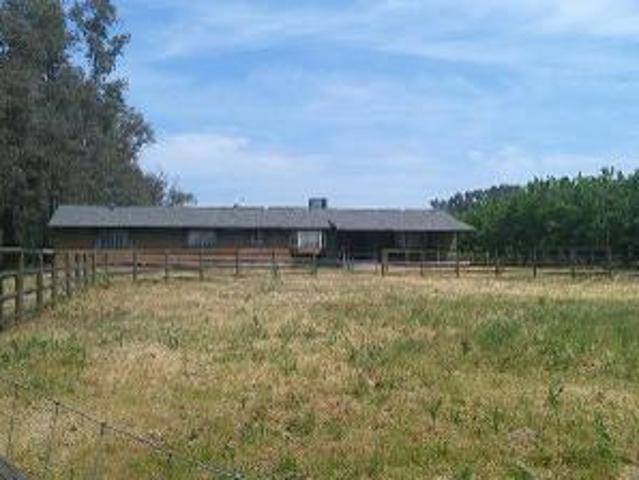 House for sale in Hilmar