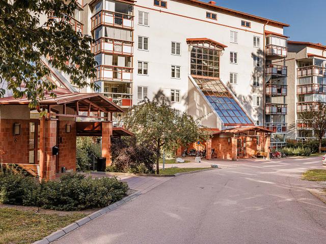 Lägenhet hyra i Lustigkulla, Västerås