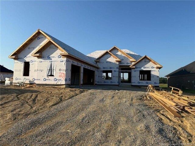 House for sale in Henryville