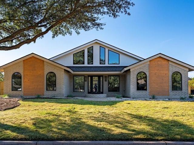 House for sale in Taylor, Texas