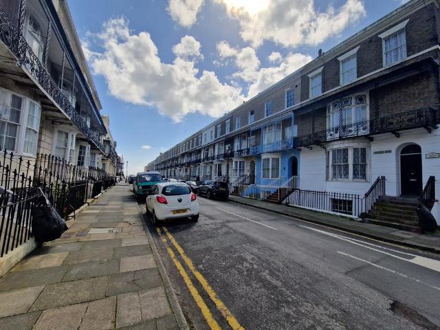 Apartment for rent in East Cliff, Thanet