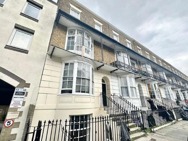 Apartment for rent in East Cliff, Acol