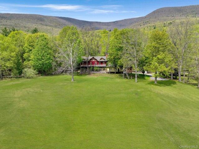 House for sale in Bloomington, New York