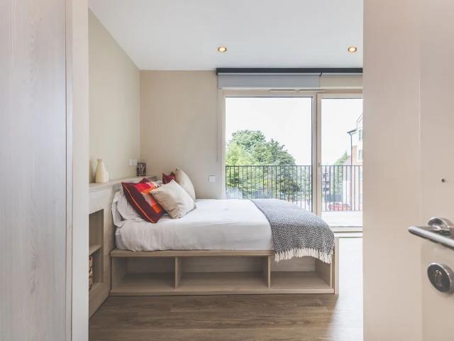 Room for rent in Southfields, Greater London