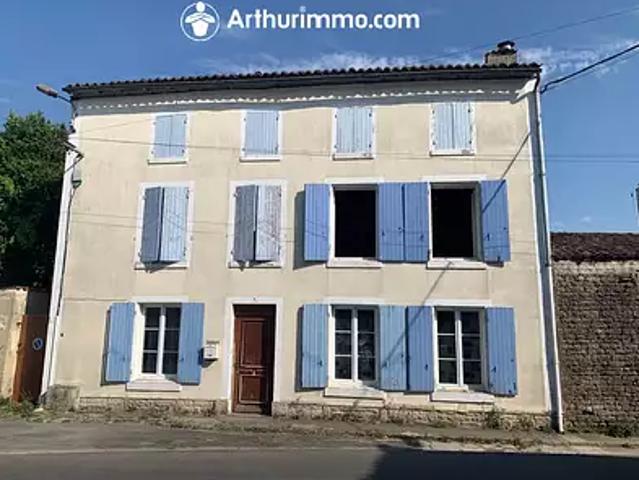 Maison vente à Saint-Jean-d'Angély, Aulnay