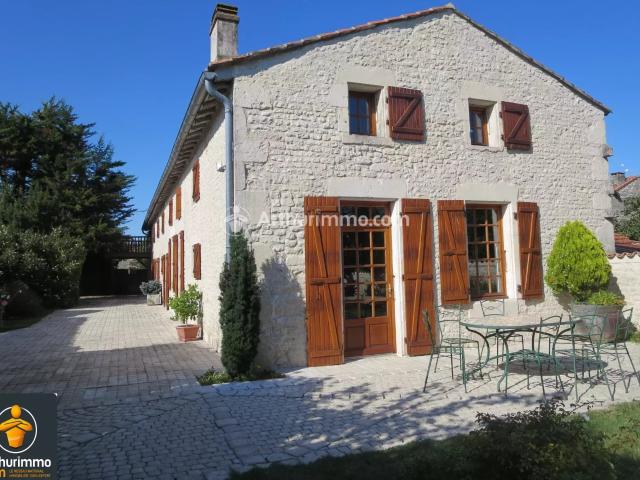 Maison vente à Saint-Jean-d'Angély, Saint-martin-de-juillers
