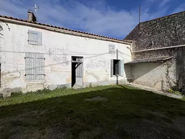 Maison vente à Saint-Jean-d'Angély, Aumagne