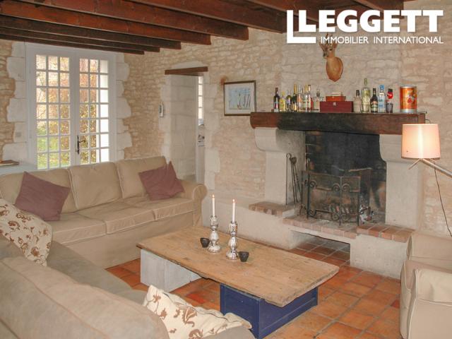 Maison vente à Saint-Jean-d'Angély, Aumagne