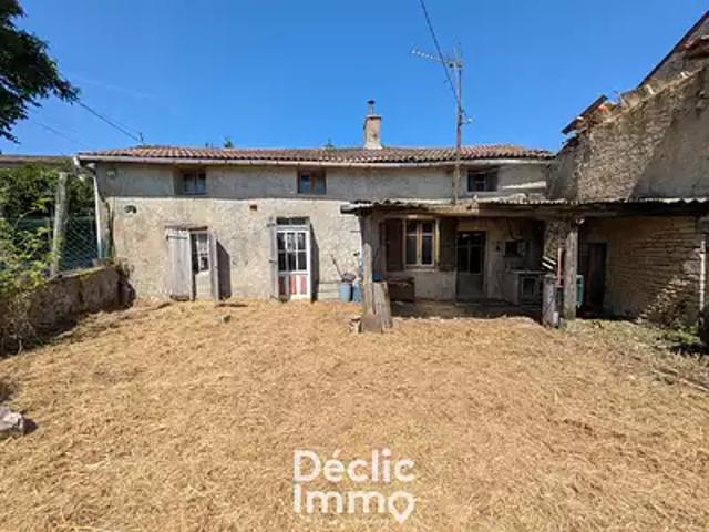 Maison vente à Confolens, Aunac