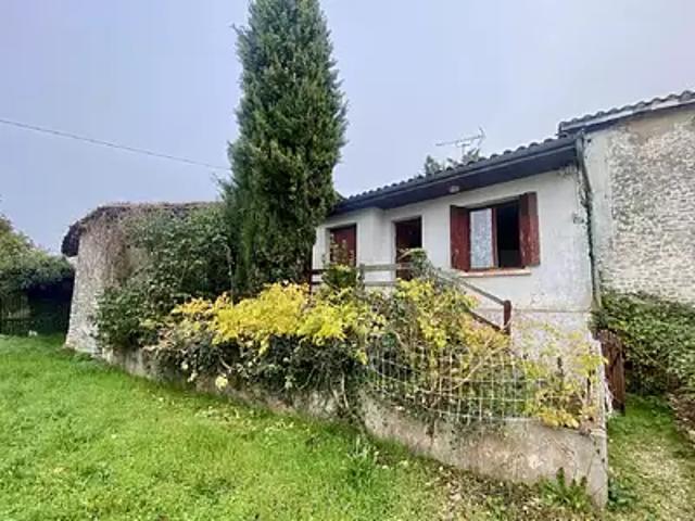 Maison vente à Confolens, Aunac