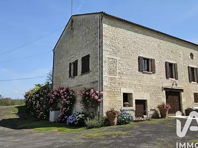 Maison vente à Aunac, Aunac-sur-Charente