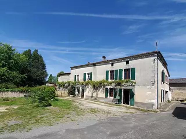 Maison vente à Confolens, Aunac