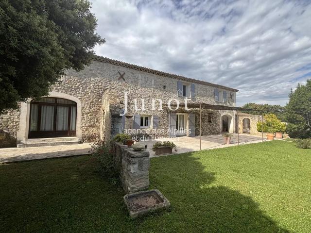 Maison vente à Arles, Aureille