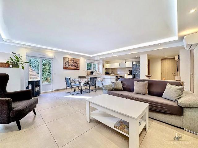 Appartement vente à Grasse, Auribeau-sur-siagne