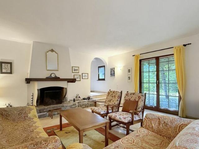 Haus kaufen in Maggia, Tessin