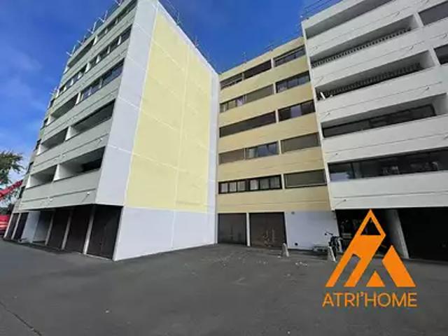 Garage vente à Aurillac, Cantal