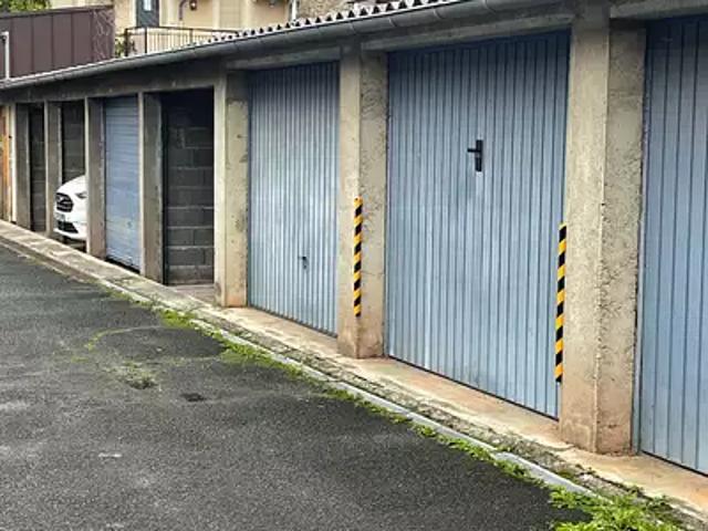 Garage location à Aurillac