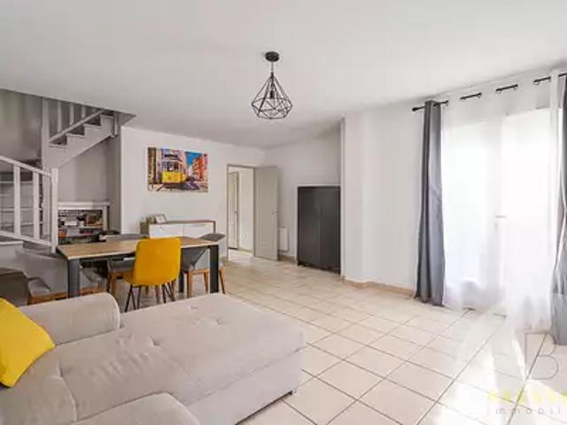 Maison vente à Marseille, Auriol