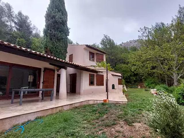 Maison vente à Marseille, Auriol