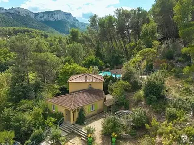 Maison vente à Marseille, Auriol