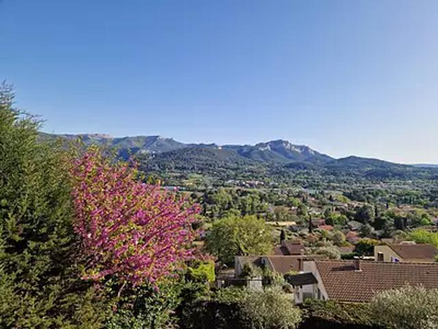 Maison vente à Marseille, Auriol