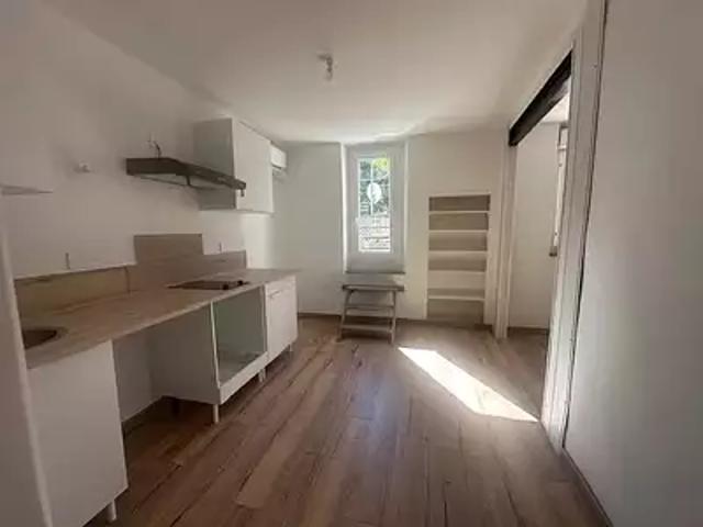 Appartement location à Lotissement Super Auriol-Sainte-Croix, Auriol