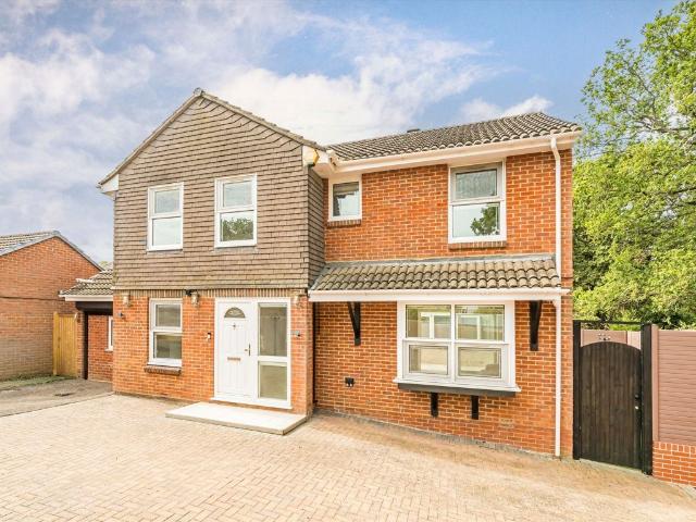 Apartment for rent in Stoneleigh, Ewell
