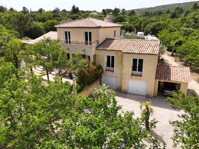 Château vente à Plan-d'aups-sainte-baume, Var