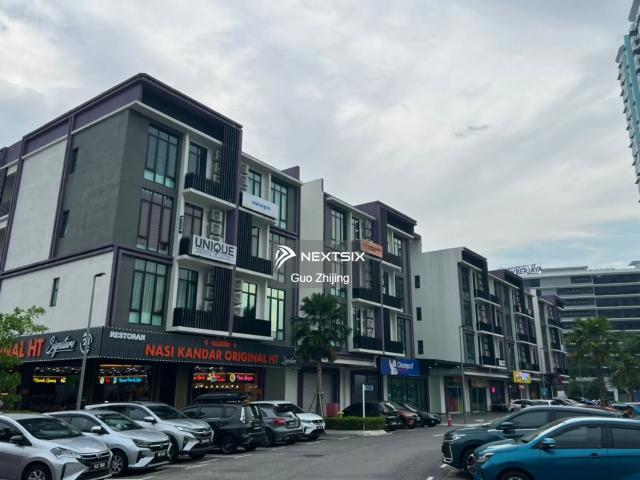 Shop for rent in Bukit Ledang, Johor