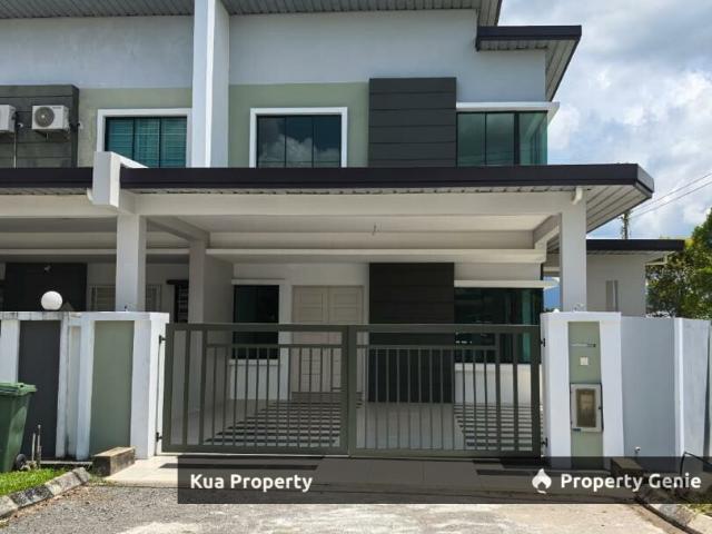 Terraced House for sale in Batu Kawa, Sarawak